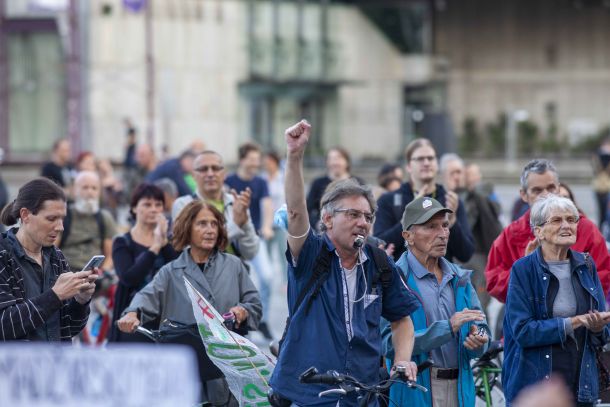 Petkov protivladni protest