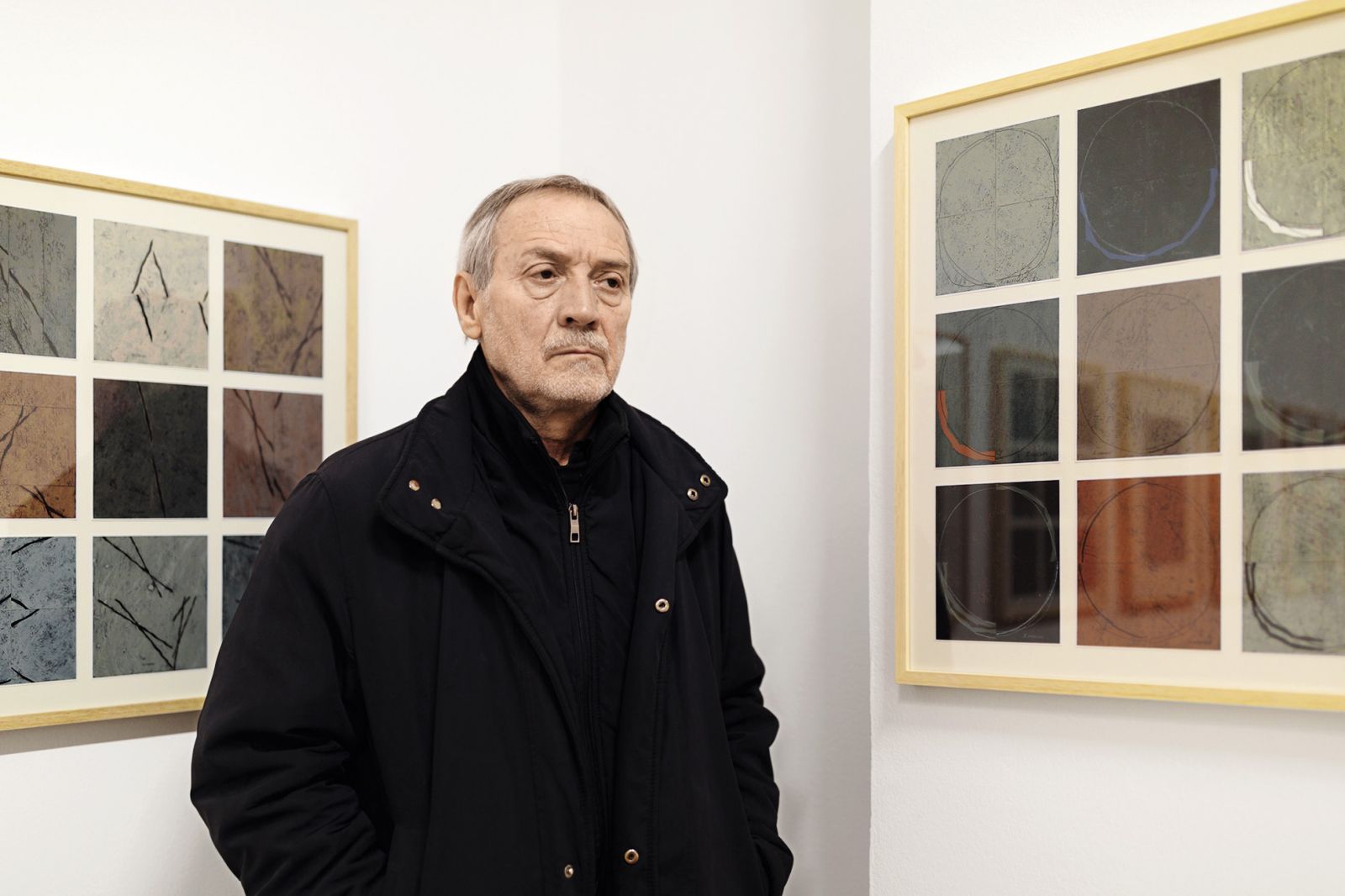 Žarko Vrezec: Dokumenti 1990–2020, pregledna razstava, Mestna galerija Ljubljana | Andrej Peunik