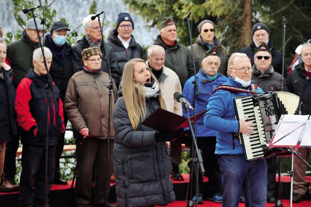 Sopranistka Gaja Sorč in Partizanski pevski zbor; osrednja slovesnost ob 80. obletnici dražgoške bitke