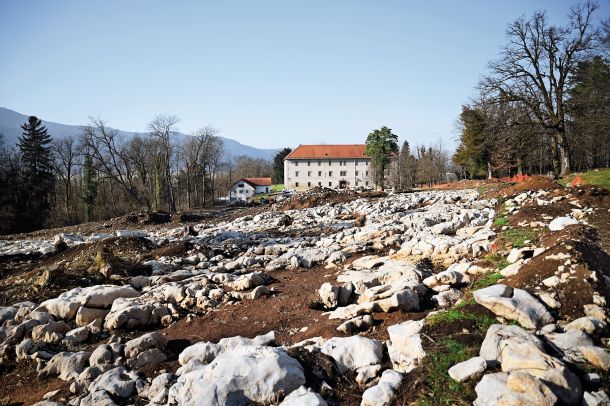 Ostanki urbane poselitve na arheološkem najdišču pred zaporom na Igu 