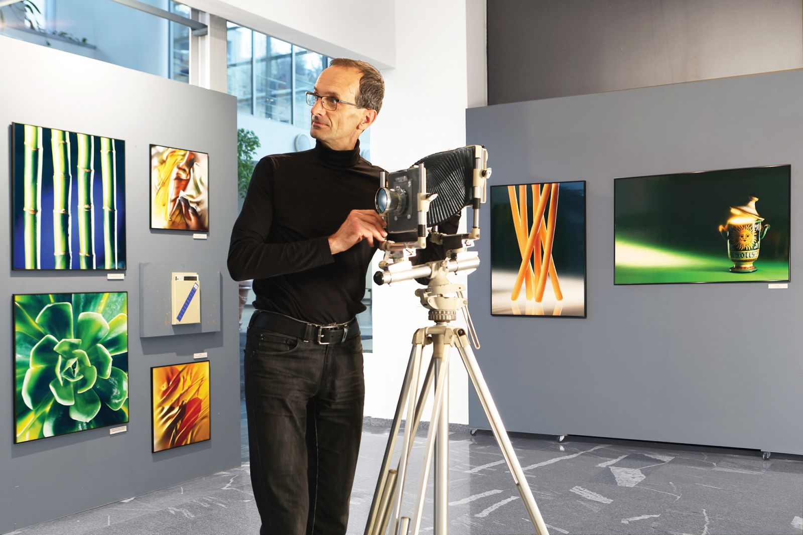 Aleksander Lilik: industrijska komercialna fotografija, galerija FDV, LJ | Vesna