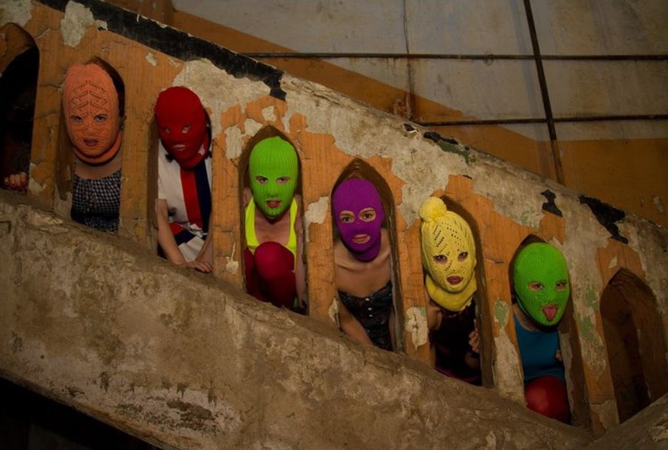 Pussy Riot, protiputinovska glasbeno-aktivistična zasedba