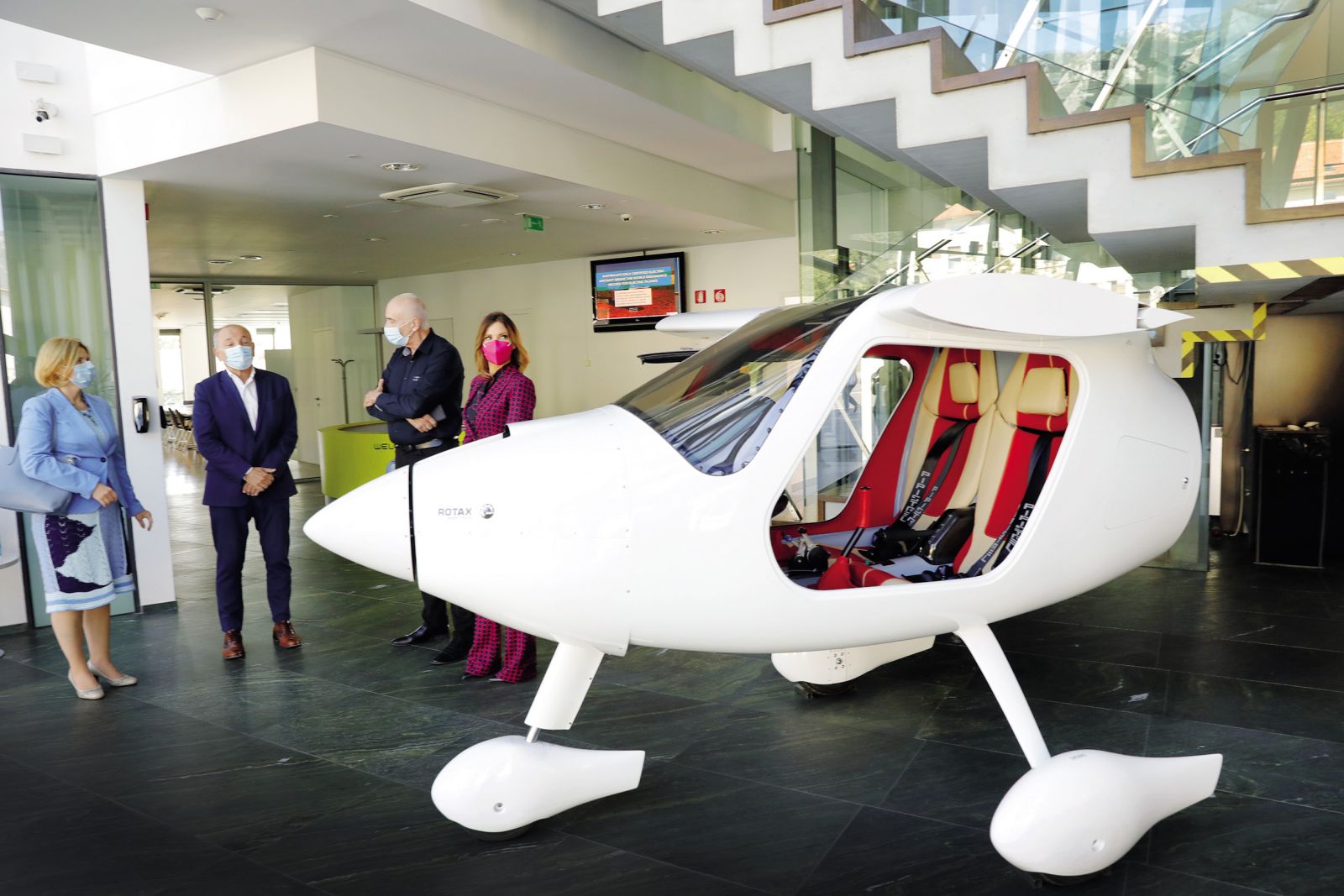 Finančni minister Andrej Šircelj in Eva Irgl, SDS, na obisku pri Ivu Boscarolu