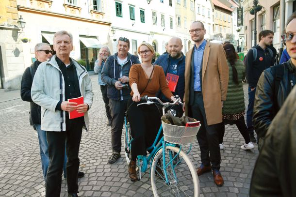 Maja in Matej Tašner Vatovec na predvolilnem dogodku stranke Levica 