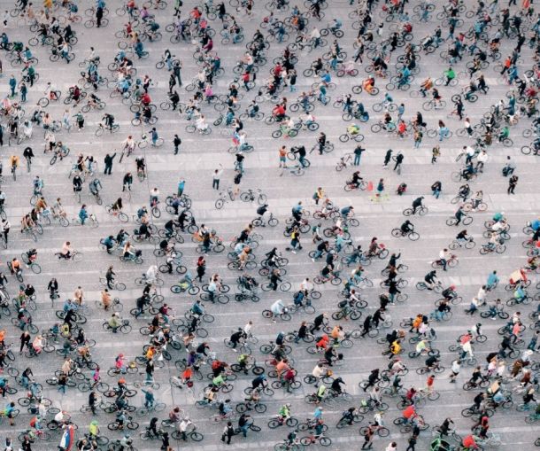 Protivladni protest na kolesih