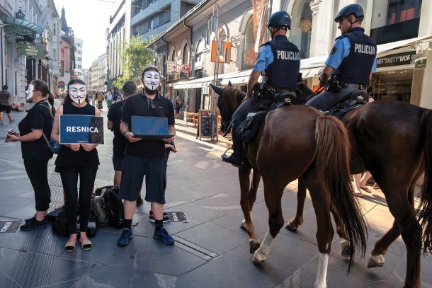 Protest Proti izkoriščanju živali aktivistov Zemljani Slovenije, Čopova ulica, Ljubljana, 2. julija 2022  