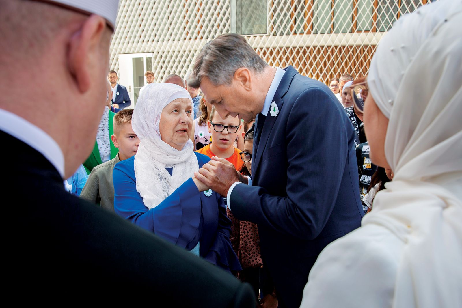Borut Pahor v ljubljanski džamiji na spominski slovesnosti ob obletnici zločina v Srebrenici | Borut Krajnc
