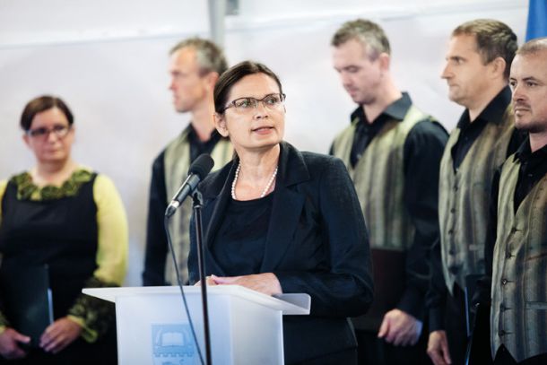 Nad ugotovitvami je bila prav posebej navdušena zgodovinarka Andreja Valič Zver, sicer dolgoletna članica SDS in soproga evropskega poslanca Milana Zvera.