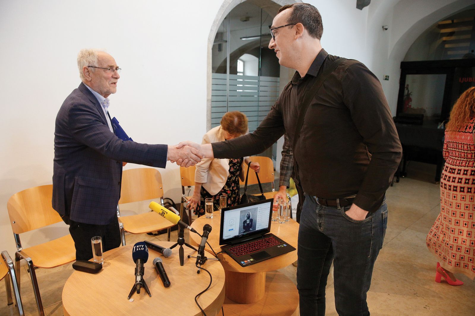 Ivo Vajgl in Ivan Gale ob začetku predsedniške kampanje | Borut Krajnc