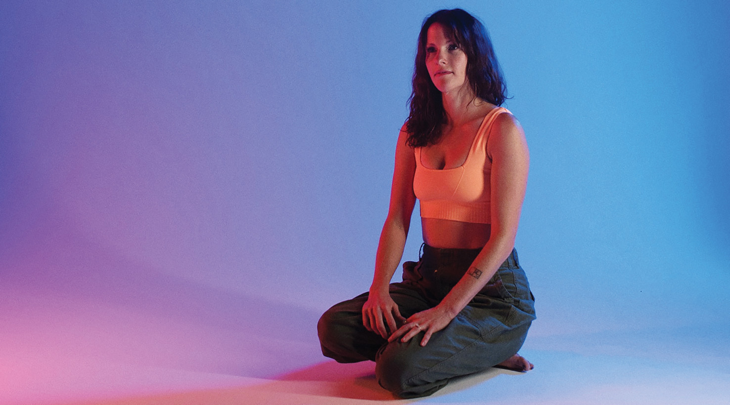 Razkošni avantpop z Zahodne obale, prežet z duhom newageevskega idealizma.