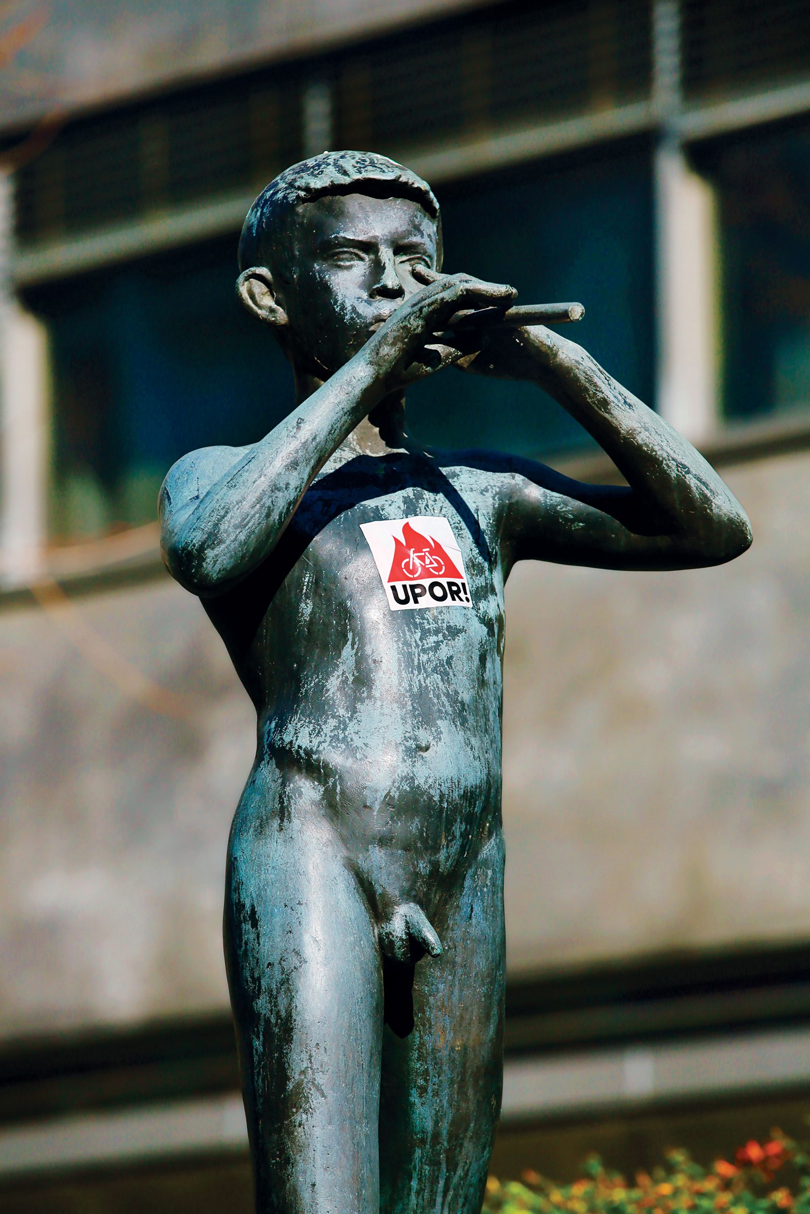 Poslanci državnega zbora s tem, ko prepuščajo RTV Slovenija rušilni moči SDS, prevzemajo odgovornost za uničenje javnega zavoda. Zakon jim omogoča, da ugotovijo, da sedanji člani programskega sveta ne izpolnjujejo pogojev za to članstvo.