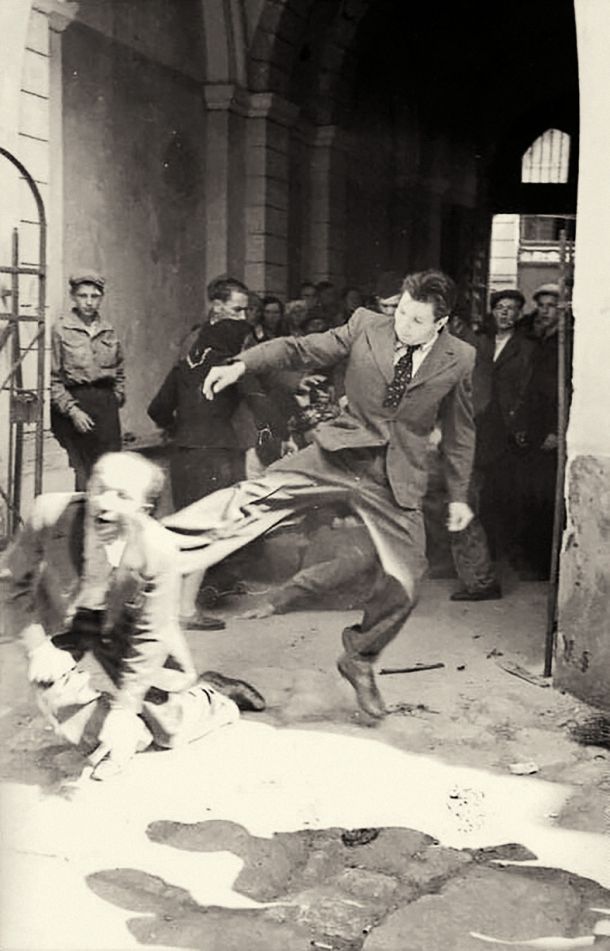 Pogrom prebivalcev Lviva (Lvova) nad judovskimi prebivalci mesta 1. julija 1941 