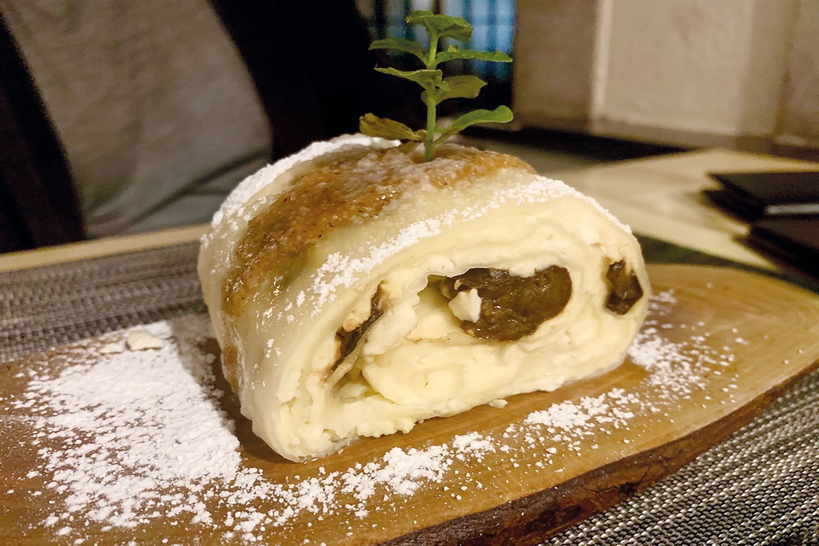 Vrhniški štrukelj