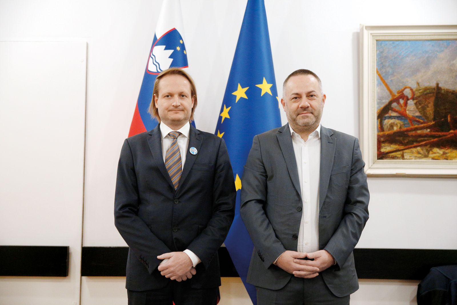 Visoke čakalne dobe bi FIDES in druga zdravniška združenja reševala predvsem z dodatnimi milijoni evrov. Toda ugotovitve ministrstva za zdravje kažejo, da obstajajo tudi drugi načini, temelj vseh ukrepov pa je vzpostavitev točnih čakalnih evidenc čakalnih dob. Na fotografiji Gregor Zemljič iz FIDES in minister za zdravje Danijel Bešič Loredan.