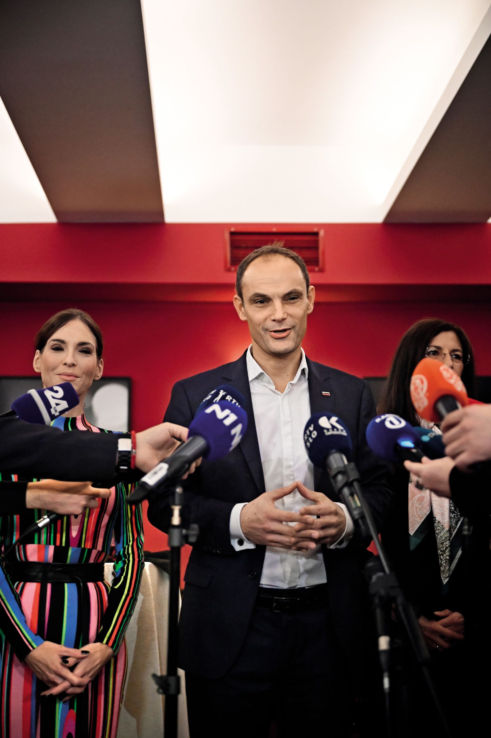 Tolažba v taboru Anžeta Logarja | Uroš Abram