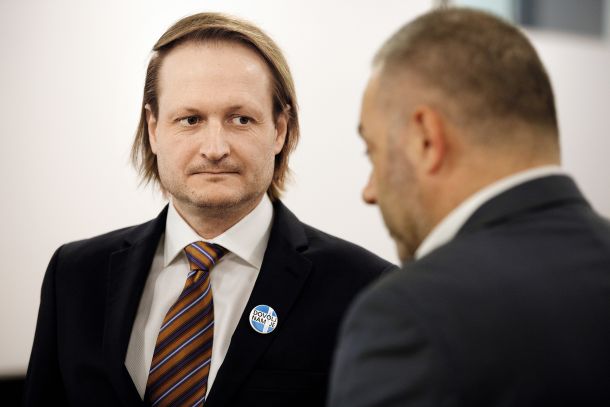 Fidesov glavni pogajalec Gregor Zemljič in minister za zdravje Danijel Bešič Loredan 