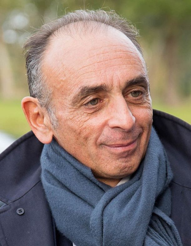 Eric Zemmour je v pogovoru za Europe 1 izrazil zaskrbljenost, saj so doslej zbrali le 291 podpisov..