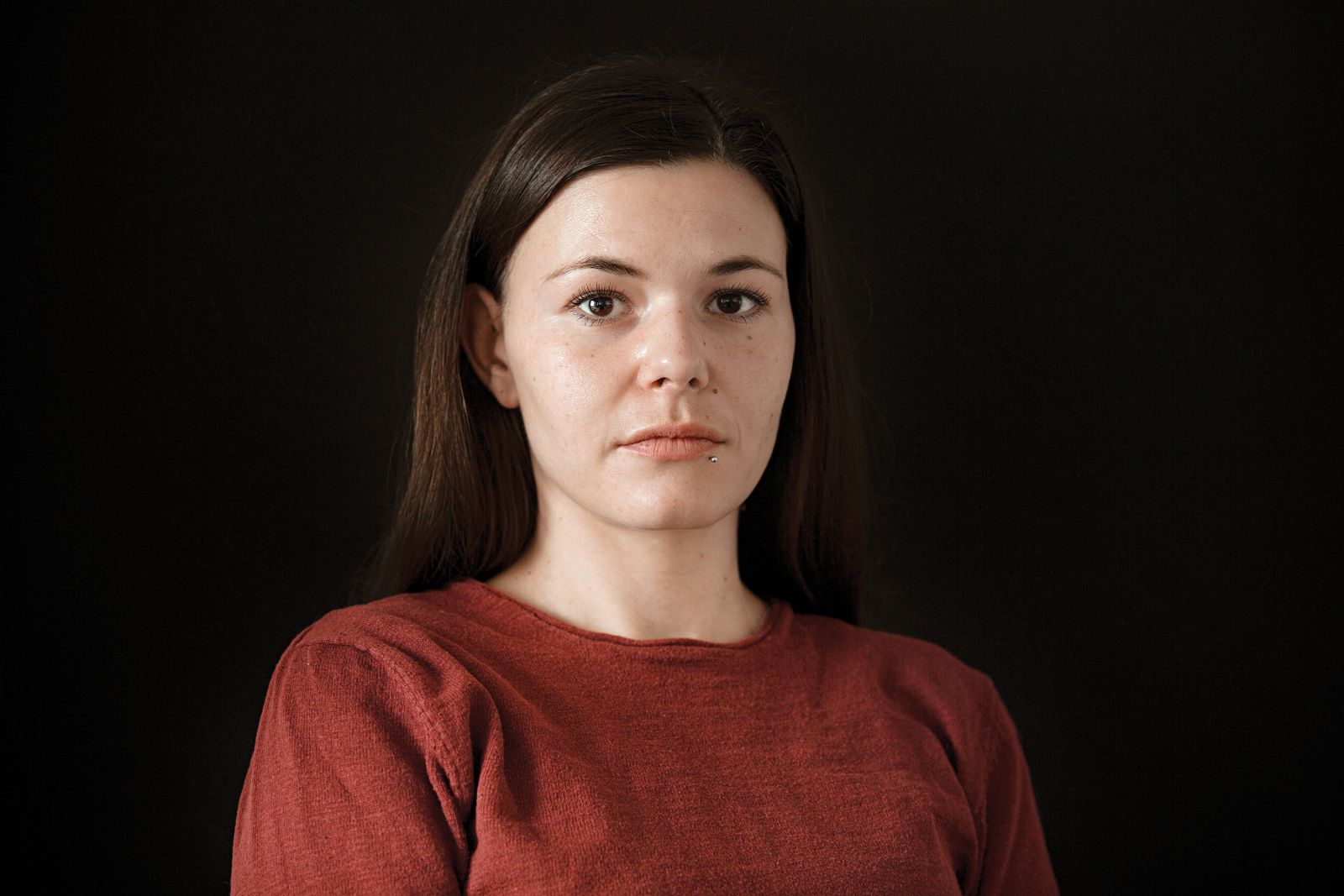 Aleksandra Todorović Novak, hči pokojnega Aleksandra Todorovića, neumornega borca za popravo krivic izbrisanim. Njemu je posvečena tudi razstava v ljubljanski Galeriji Kresija, ki jo bodo odprli 25. februarja. Portret je nastal za razstavo »Portreti skozi fotografski objektiv Boruta Krajnca«, ki bo (prav tako od 25. februarja) na ogled na Gallusovem nabrežju v Ljubljani.