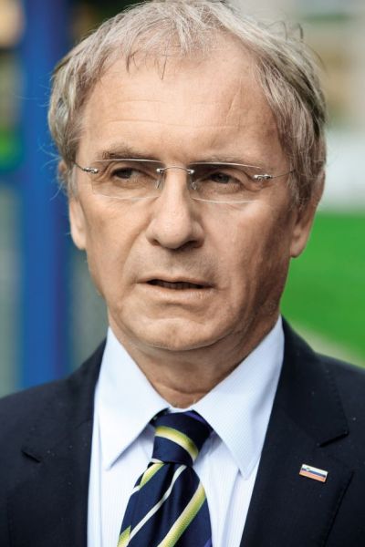 Notranji minister Aleš Hojs