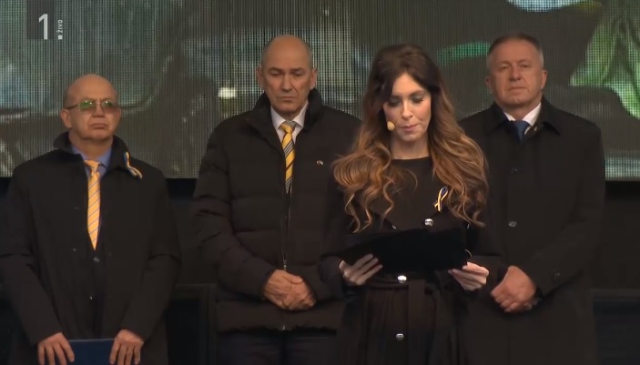 Multipraktik Eva Irgl med vodenjem vladnega shoda za Ukrajino ...