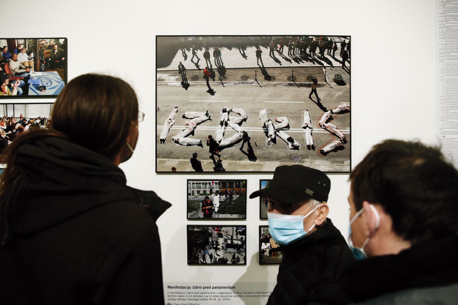 30 let s(r)amote; Razstavi ob 30. obletnici izbrisa; Amnesty International Slovenije in Turizem Ljubljana / Galerija Kresija, LJ | Borut Krajnc