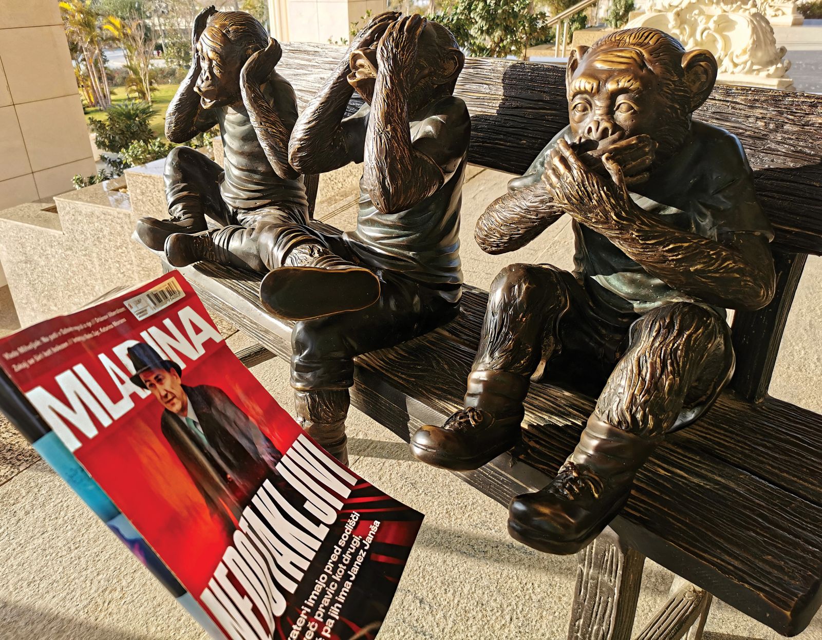 See no evil, hear no evil, speak no evil; hotel St. Regis Almasa, Kairo, Egipt 