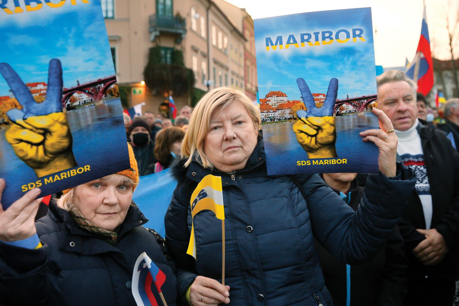 Protest proti vojni v Ukrajini v organizaciji vlade RS / | Borut Krajnc