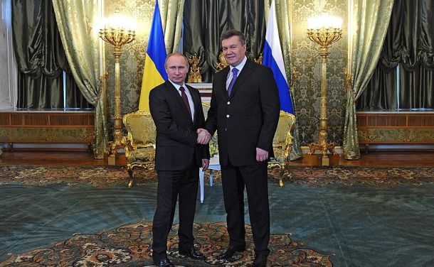 Ruski predsednik Vladimir Putin in nekdanji ukrajinski predsednik 