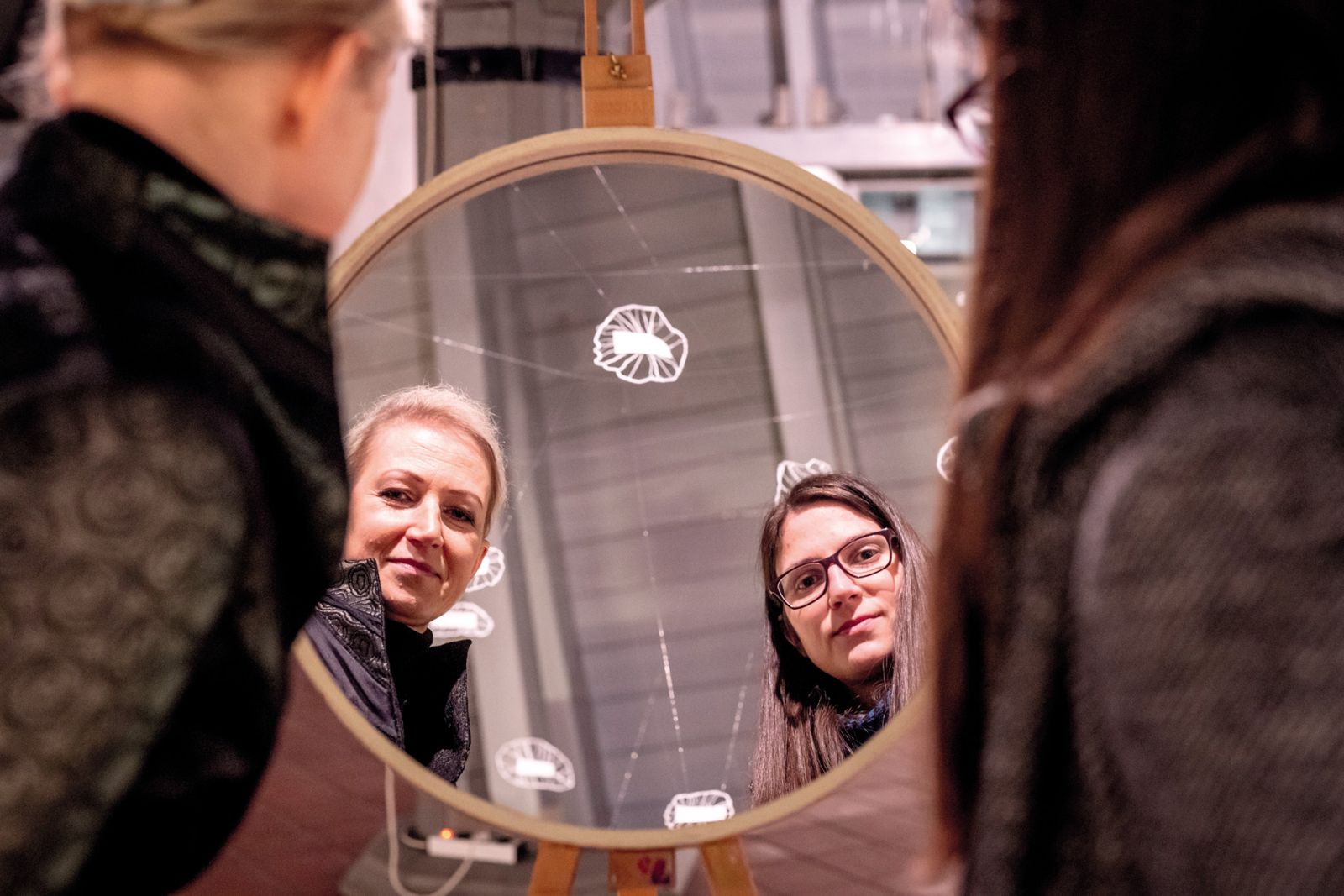 Andreja Kragelnik, Stanka Blatnik: V procesu; Layerjeva hiša, KR | Nika Hölcl Praper