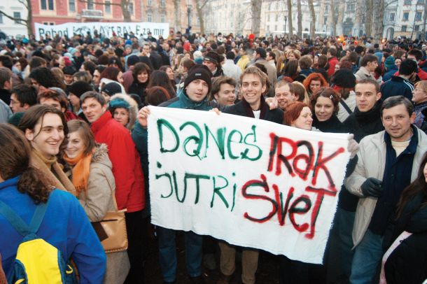 Pohod za mir v Ljubljani, 15. februar 2003, nekaj dni pred napadom na Irak 