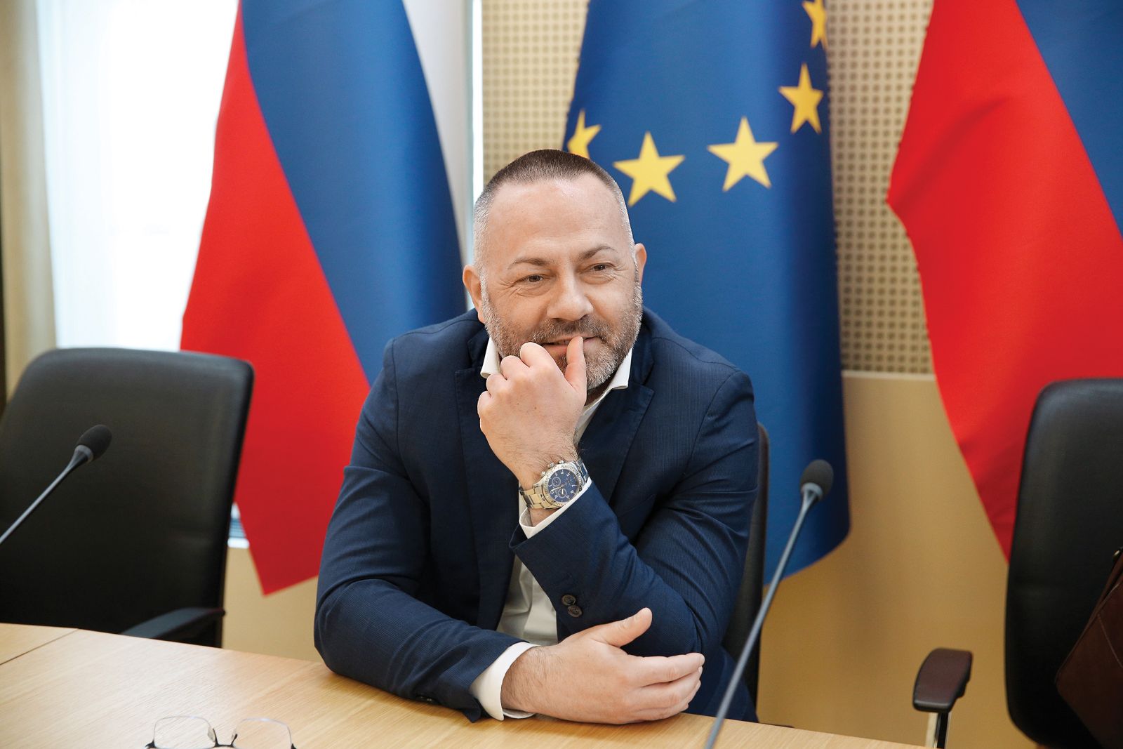 Danijela Bešiča Loredana so komercialne zavarovalnice grdo naplahtale. Bo sedaj pospešil ukinjanje dopolnilnega zavarovanja?