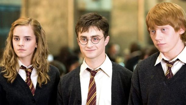 Igralska zasedba iz filmov o Harryju Potterju (Emma Watson, Daniel Radcliffe in Rupert Grint)