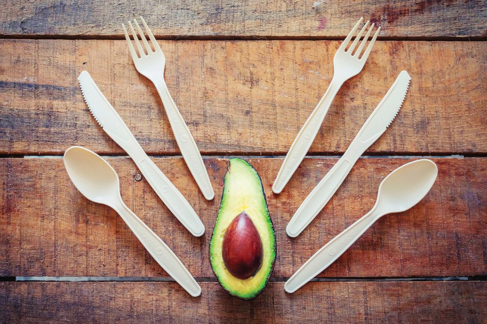 Pribor iz avokada