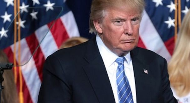Na sodnem procesu proti bivšemu predsedniku ZDA Donaldu Trumpu zaradi razžalitve in napada v New Yorku je v torek pričala 81-letna Jessica Leeds, ki je opisala, kako jo je Trump v 70. letih prejšnjega stoletja spolno nadlegoval v letalu.