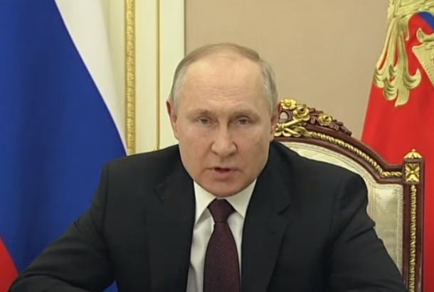 »Po Hitlerju in Stalinu v Evropi ni bilo politika, ki bi pobil toliko ljudi kot Putin«