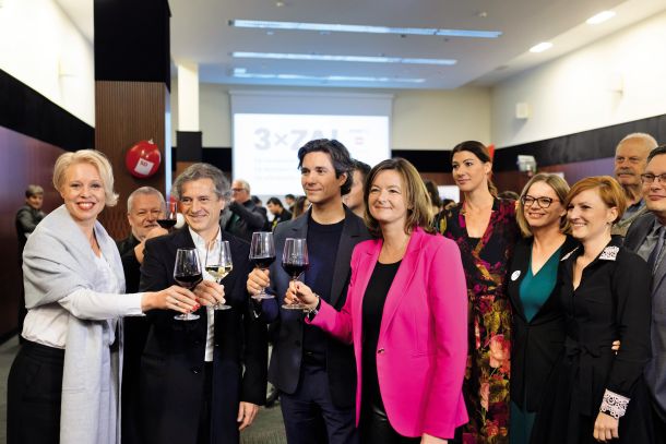 Urška Klakočar Zupančič, Robert Golob, Luka Mesec in Tanja Fajon 