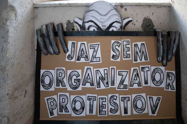 FOTOGALERIJA / 105 petkov kolesarskih protestov v času tretje Janševe vlade