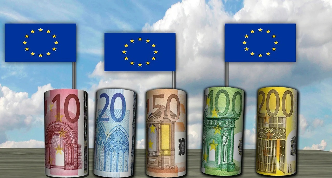 »Sramotno je, da se bo solidarnost v EU po novem dalo kupiti«