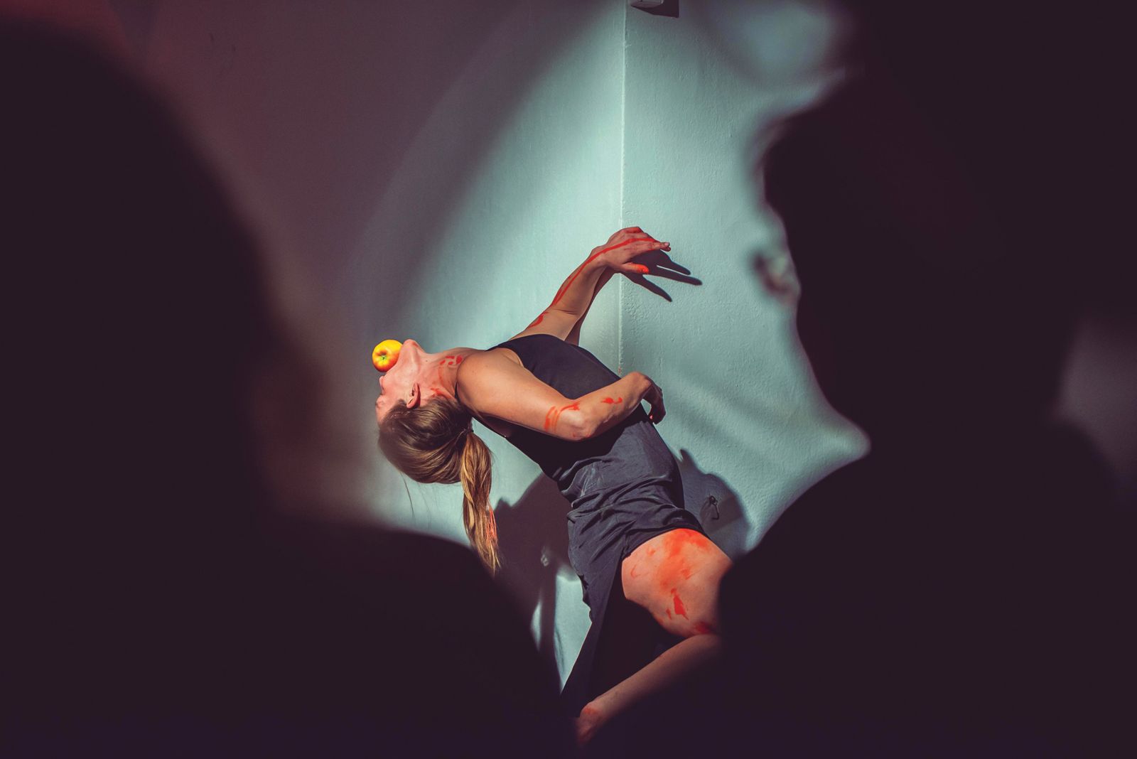 15. DIY kvirfeministični kabaret: Feminizem ni šala!, 9. Lezbična četrt, ŠKUC, LJ | Katarina Kolenc