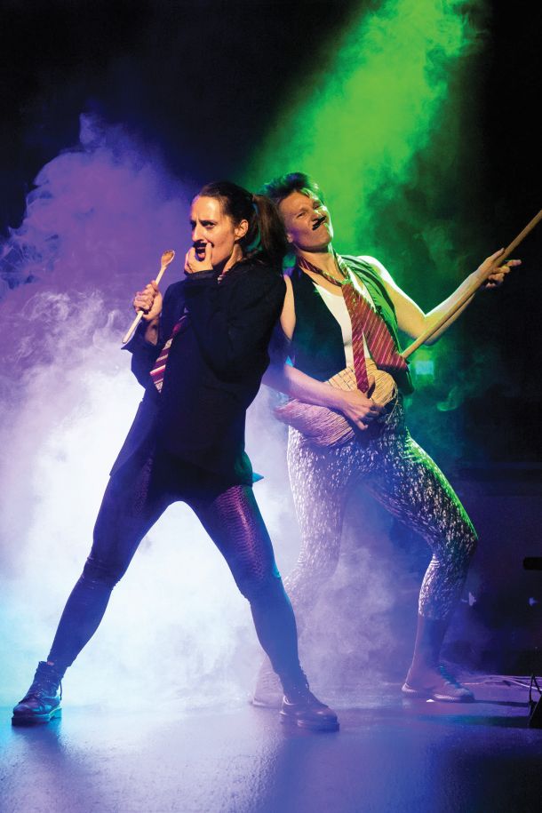 Alenka Marinič & Maja Dekleva Lapajne: Iz vode na kopno, Mesto žensk, Kino Šiška, LJ