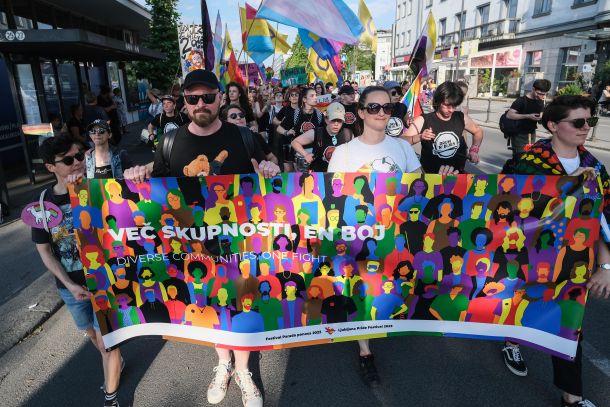 Zakaj je letošnjo parado ponosa tako zaznamovalo nasilje nasprotnikov?