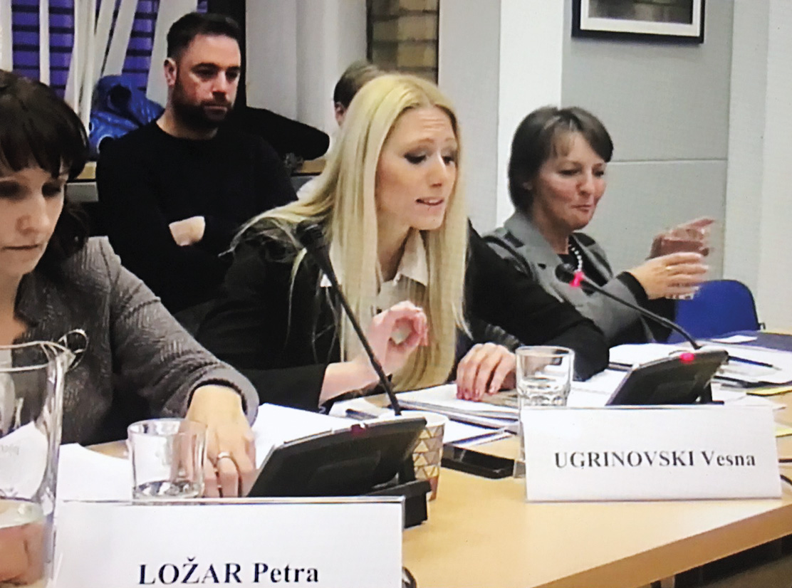 Vesna Ugrinovski na seji sveta RTV leta 2019