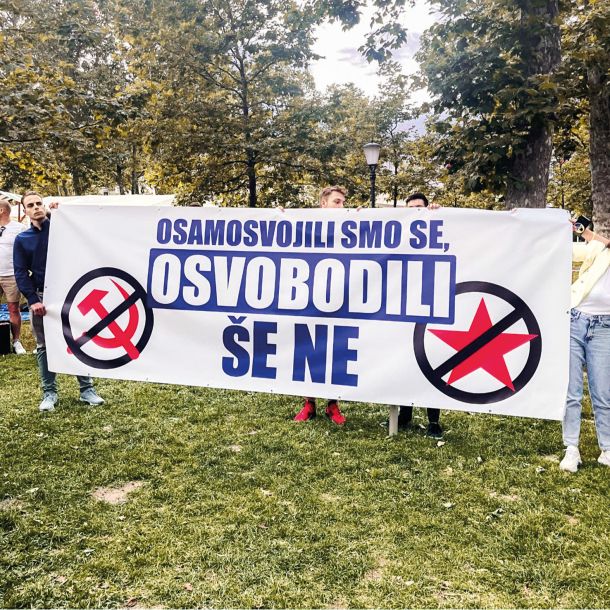 Podmladek SDS z besedami velikega vodje / Foto: Slovenska demokratska mladina (SDM), 