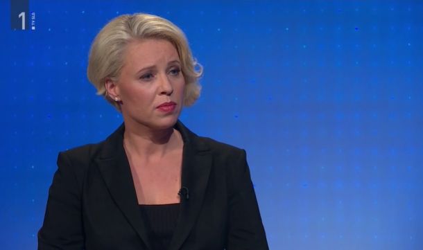 Urška Klakočar Zupančič v oddaji Odmevi na TV Slovenija