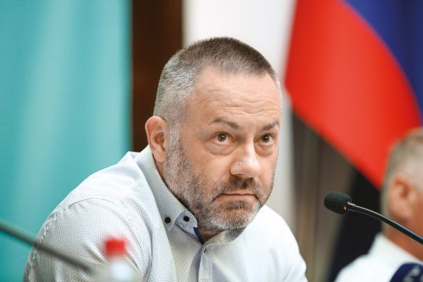 Način digitalizacije, kot si jo je zamislil Danijel Bešič Loredan, nekdanji minister za zdravje, je raztrgala informacijska pooblaščenka. Poslanci so obravnavo zakona zdaj začasno zaustavili.