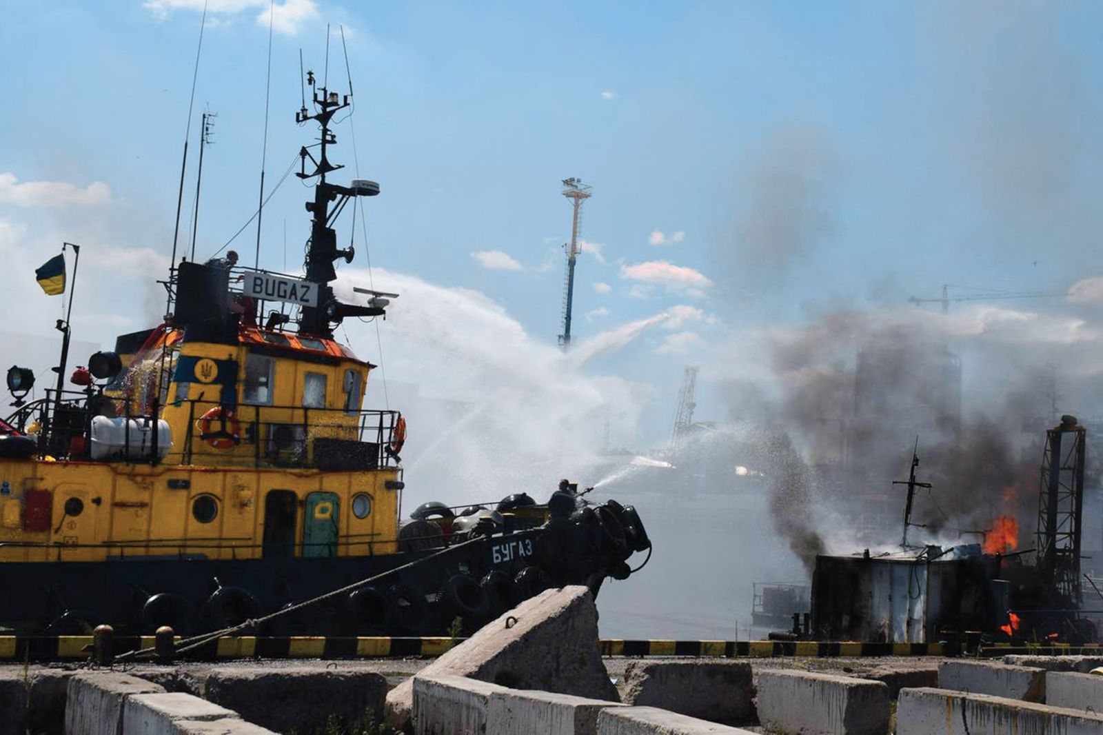 Uničenje po ruskem bombardiranju pristanišča v Odesi, 23. julija.