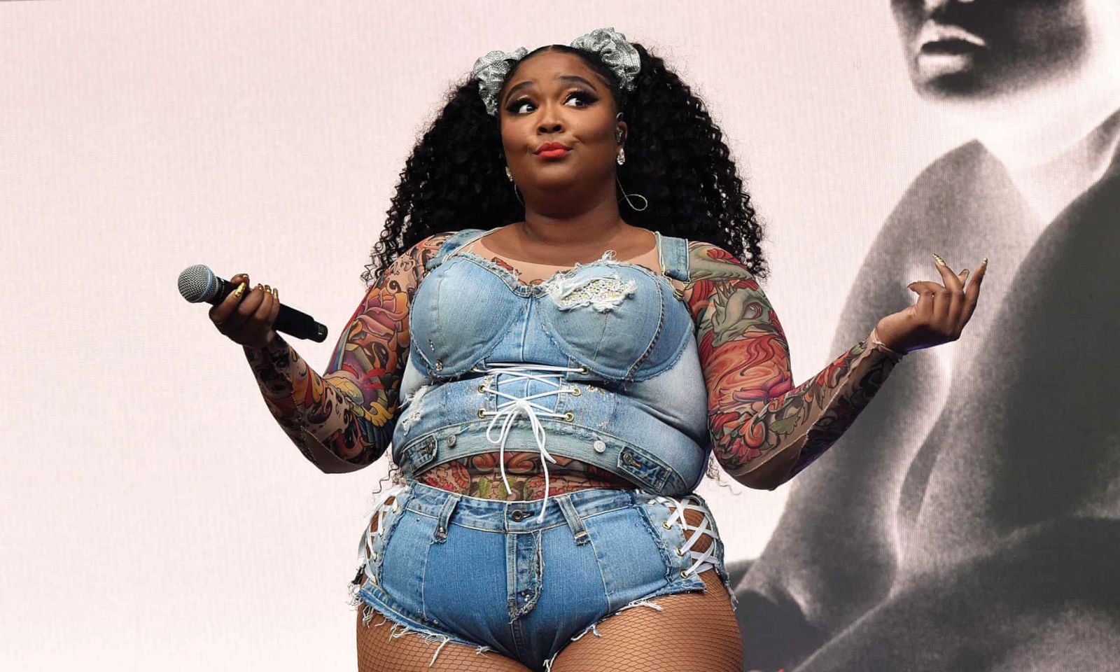 Lizzo z albumom Special potrjuje svojo vlogo v prvi ligi popa, a tudi nič drugega.