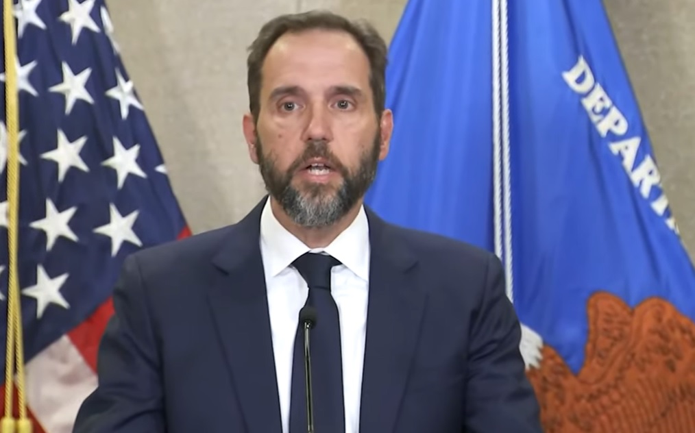 Jack Smith, posebni tožilec, na novinarski konferenci