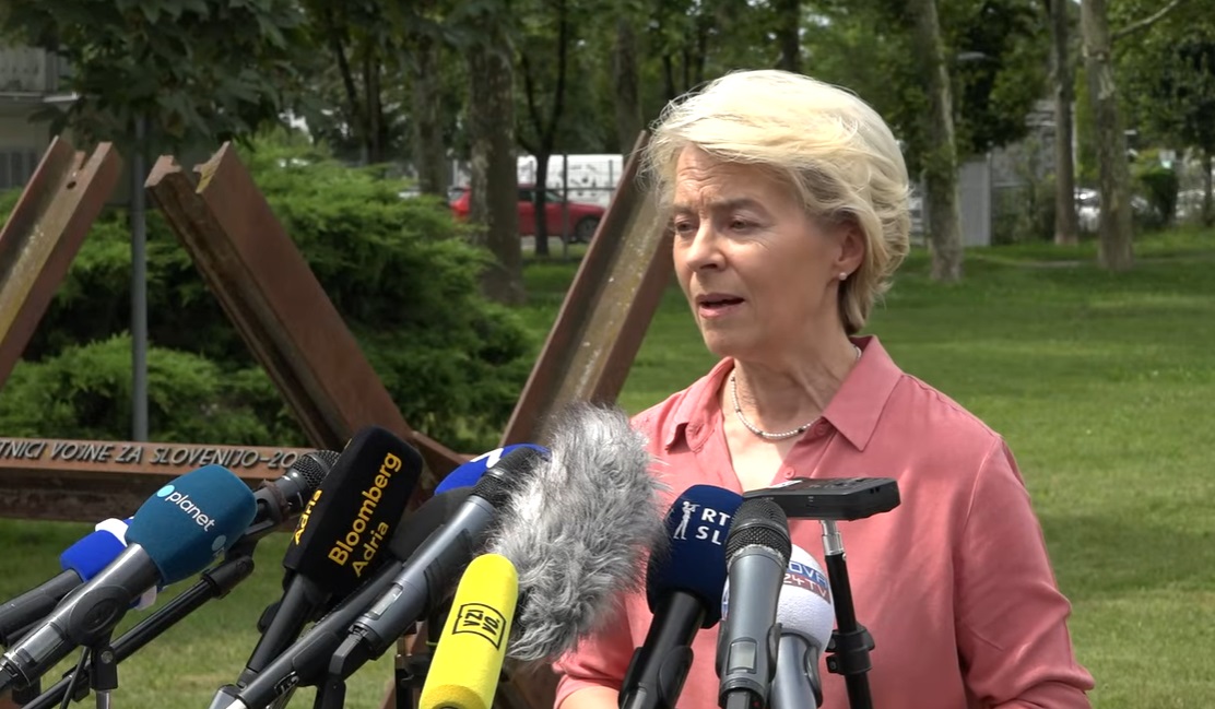 Ursula von der Leyen na današnji novinarski konferenci v Ljubljani