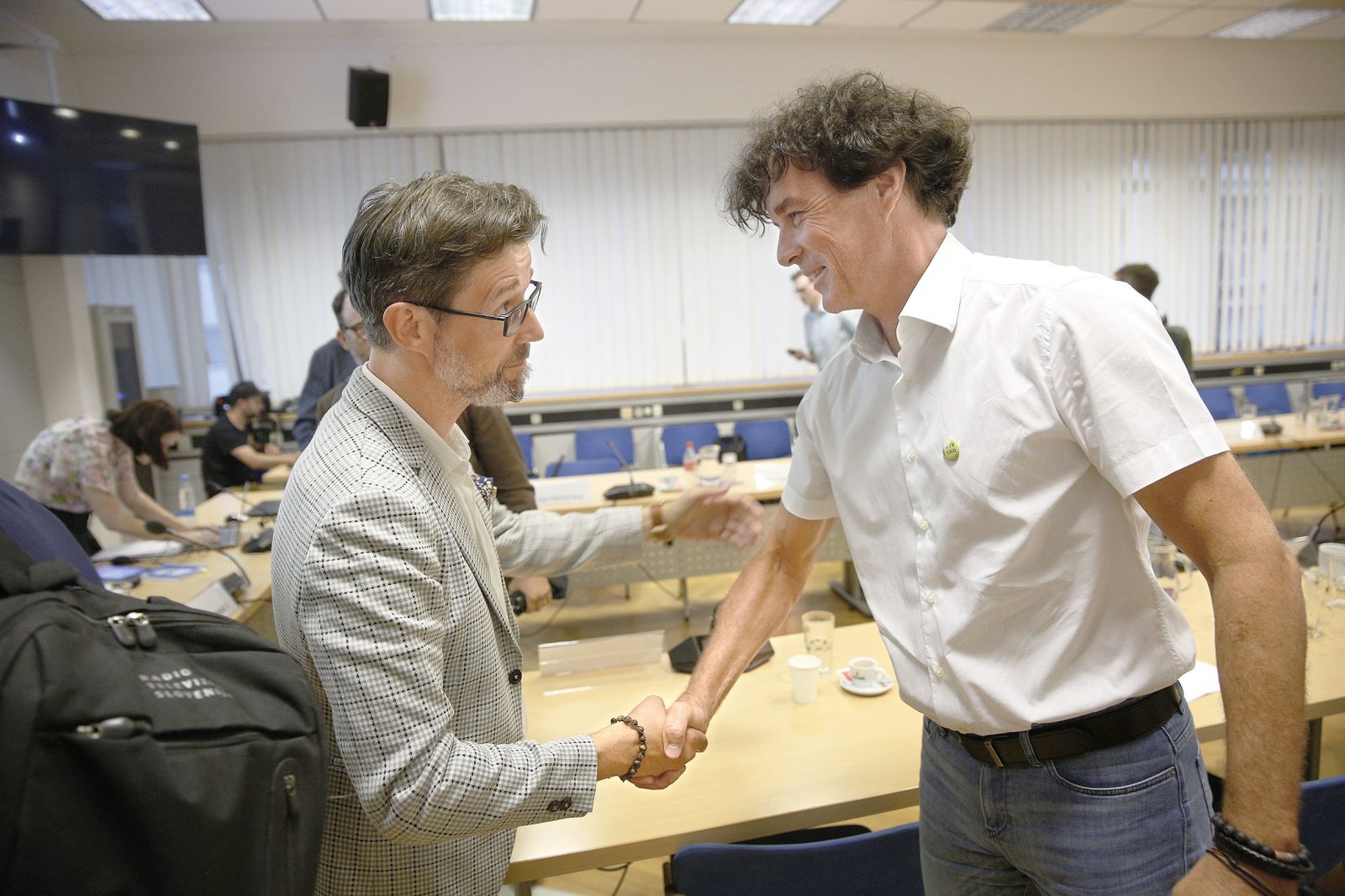 Predsednik sveta RTV Goran Forbici in novi predsednik uprave Zvezdan Martič